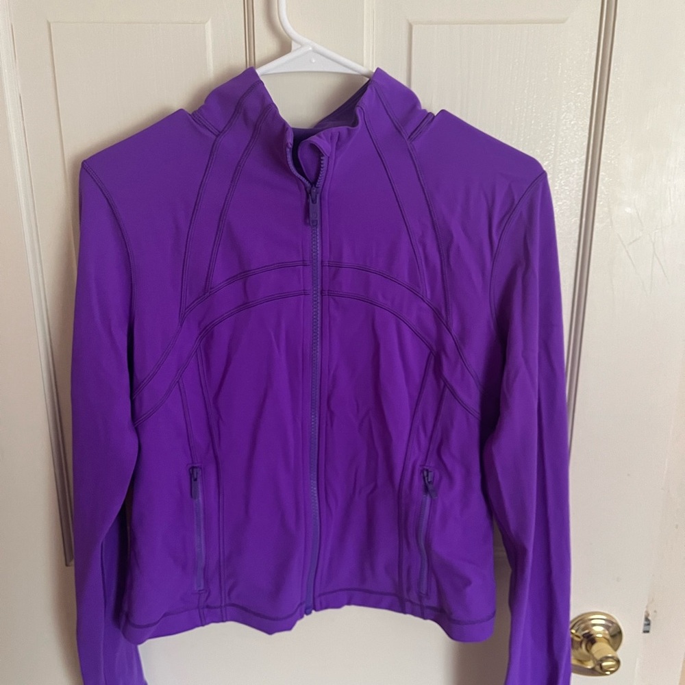 LULU Cropped Defined Purple NULU Women's Jacket Size 12 EUC